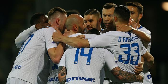  国米铁卫什克里尼亚尔头槌制胜，终结米兰德比  